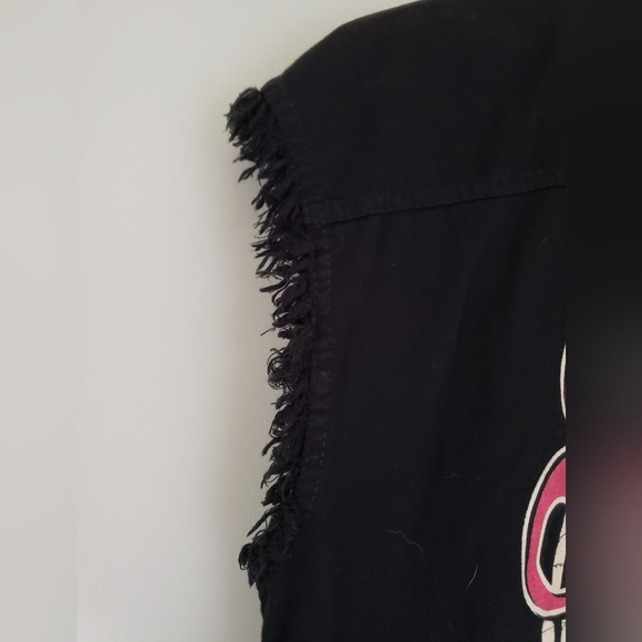 Tie front Sturgis button up shirt - Picture 7 of 9